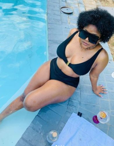 Busiswa now officially Zenoleesky's godmother