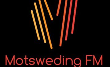 DJ Ace - MotswedingFM (Back to School Piano Mix)