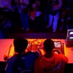 Shakes & Les – Between Friends x Klipdrift Mix